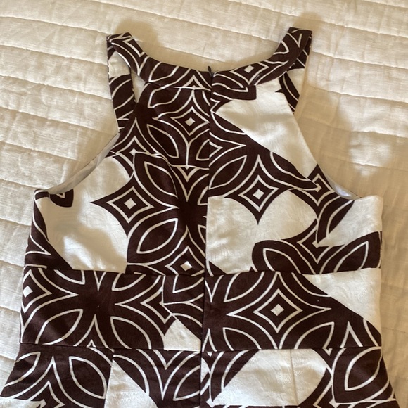 Beautiful TRINA TURK dress SIZE 10 mini SLEEVELESS dress up or down EC - Picture 7 of 12